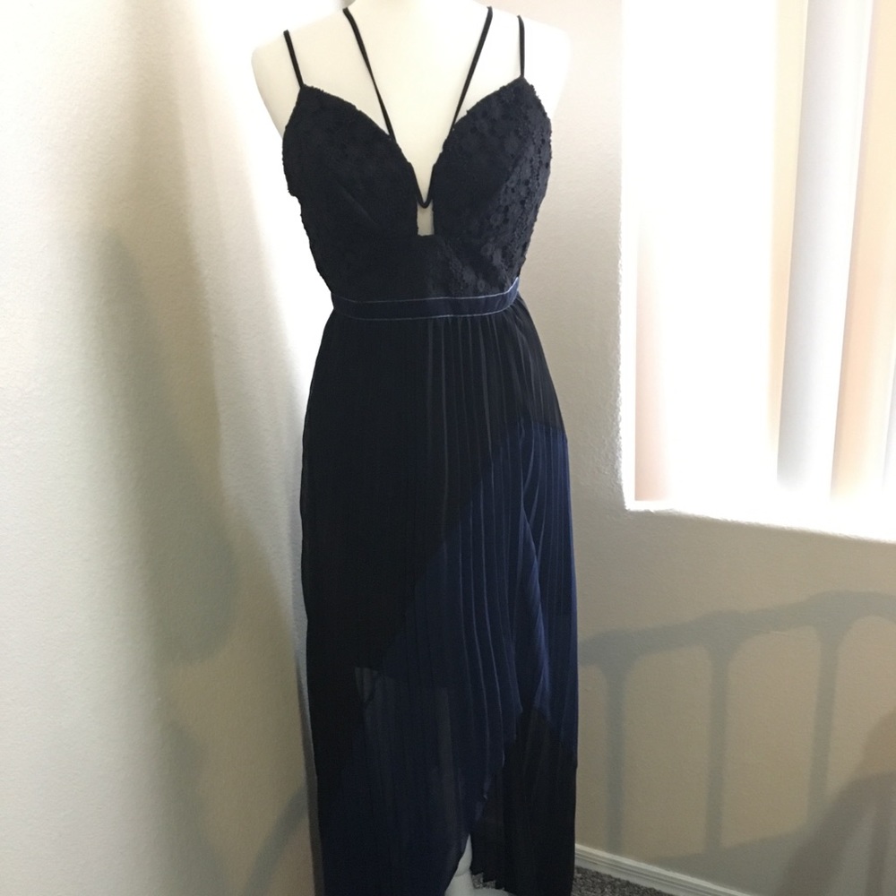 Foxiedox blue black Colorblocked chiffon Lace Gown